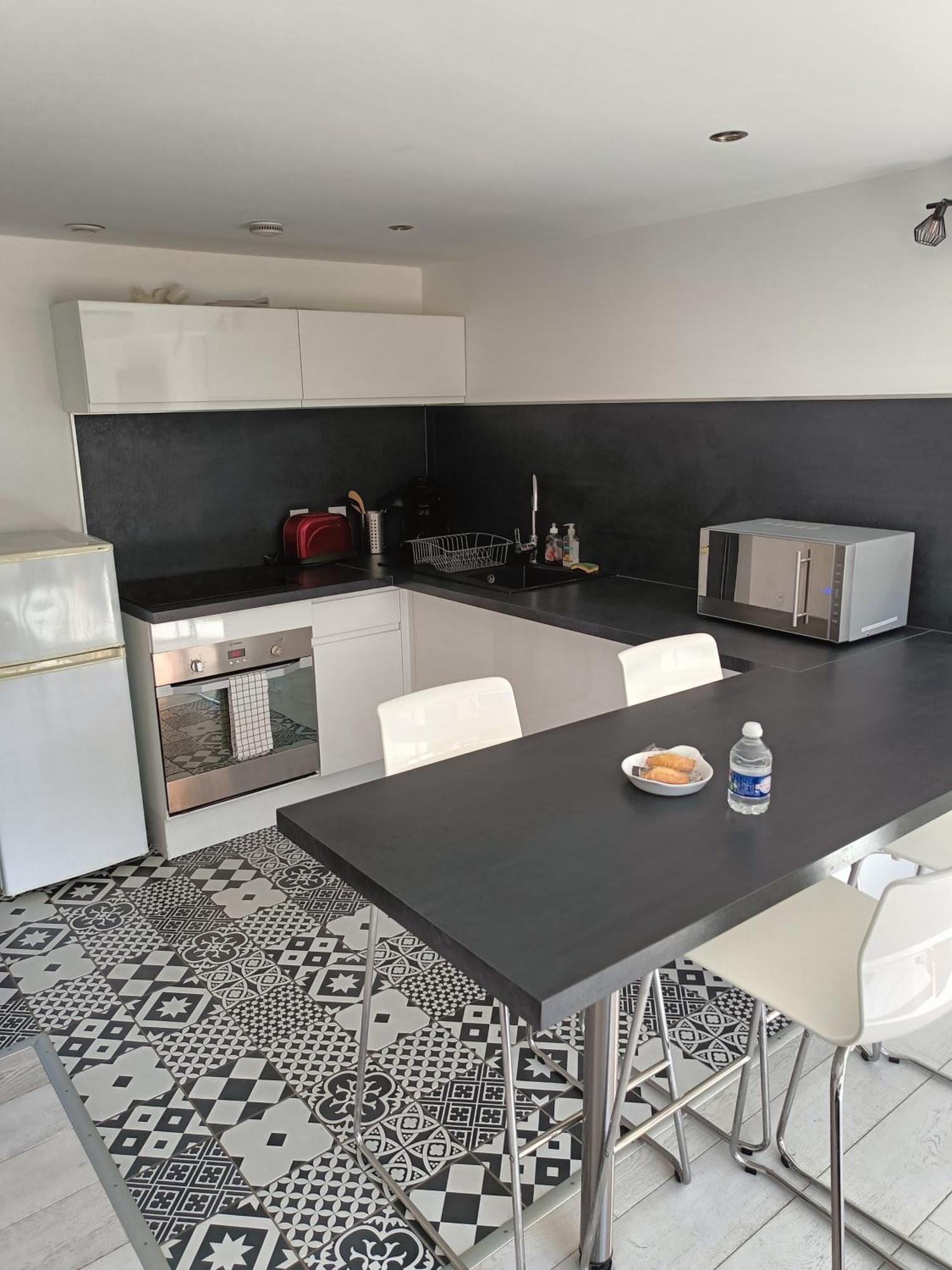 Appartement 30 M2 Neuf + Terrasse Brindas Exterior foto